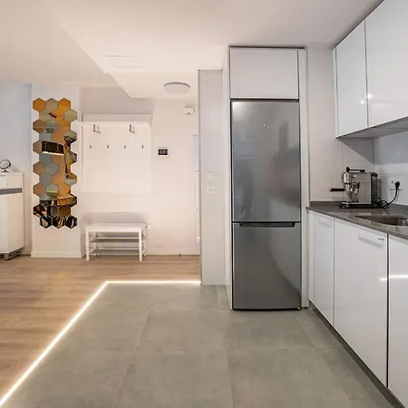 Beautiful Rooftop Pool 3bed Διαμέρισμα