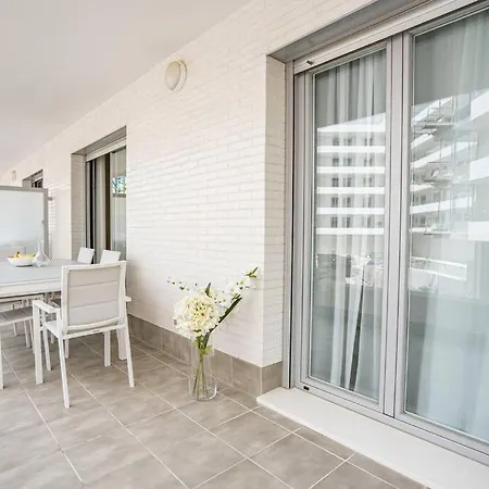 Beautiful Rooftop Pool 3bed