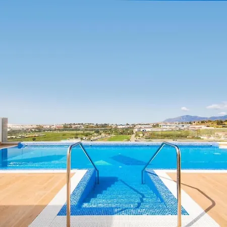 公寓 Beautiful Rooftop Pool 3bed 马尔韦利亚