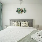 Διαμέρισμα Beautiful Rooftop Pool 3bed